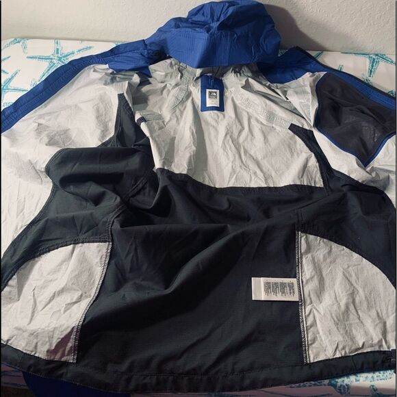 The North Face Jacket - Picture 8 of 12